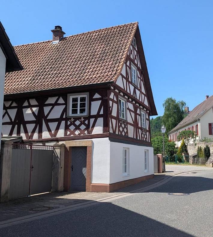 Ferienwohnung für 8 Personen, mit Terrasse und Sauna, mit Haustier in Klingenmünster