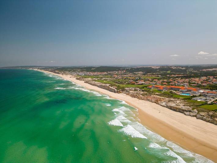 Casa de vacaciones para 10 personas, con piscina además de vistas y jardín en Lourinhã