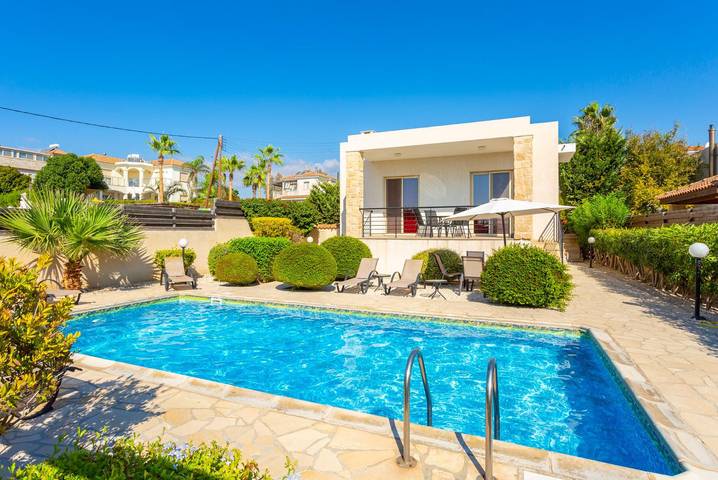 Villa für 9 Personen, mit Meerblick und Garten - 1