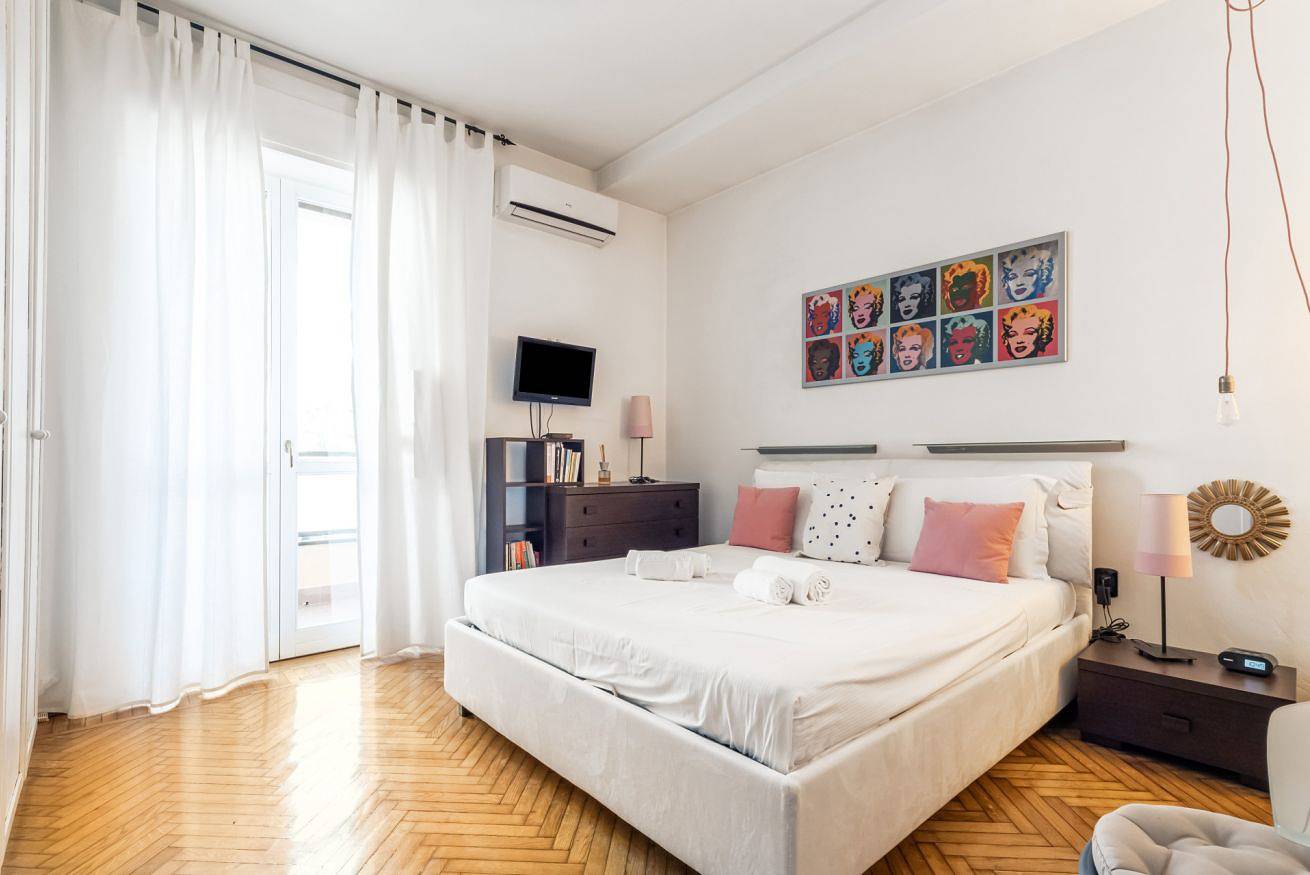 Appartamento intero, Forlanini M4 Moderno Appartamento con Balconi in Milano, Provincia di Milano