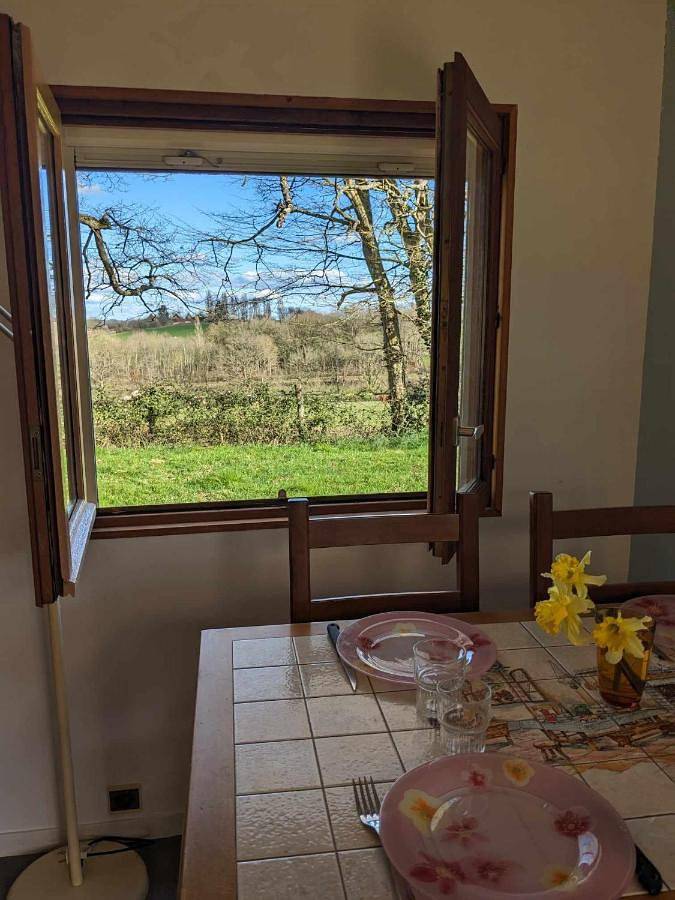 Location de vacances pour 6 personnes, avec jardin et vue à Toucy - 2