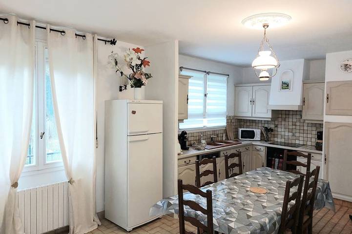 Location de vacances pour 10 personnes, avec terrasse et jardin à Pocé-sur-Cisse