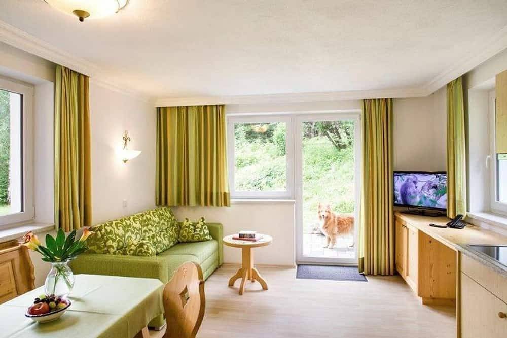 Ganze Wohnung, Appartement Typ A - Landhaus Seerose in Seefeld in Tirol, Innsbruck Land