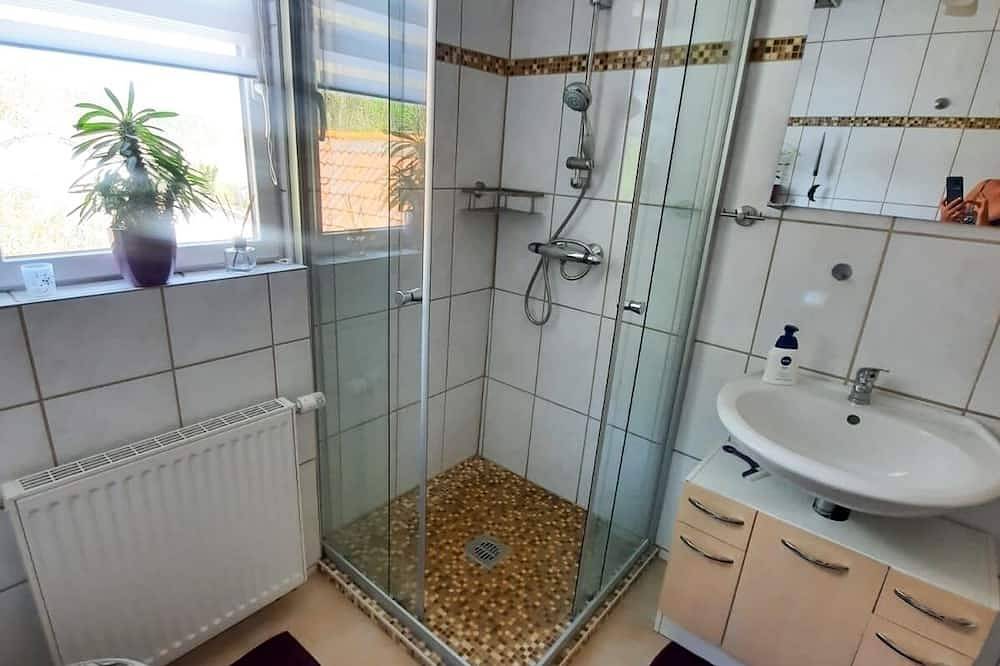 Ganze Wohnung, Großzügige helle 2-zimmer Wohnung mit Eigenem Garten in Sulz am Neckar, Mittlerer Schwarzwald