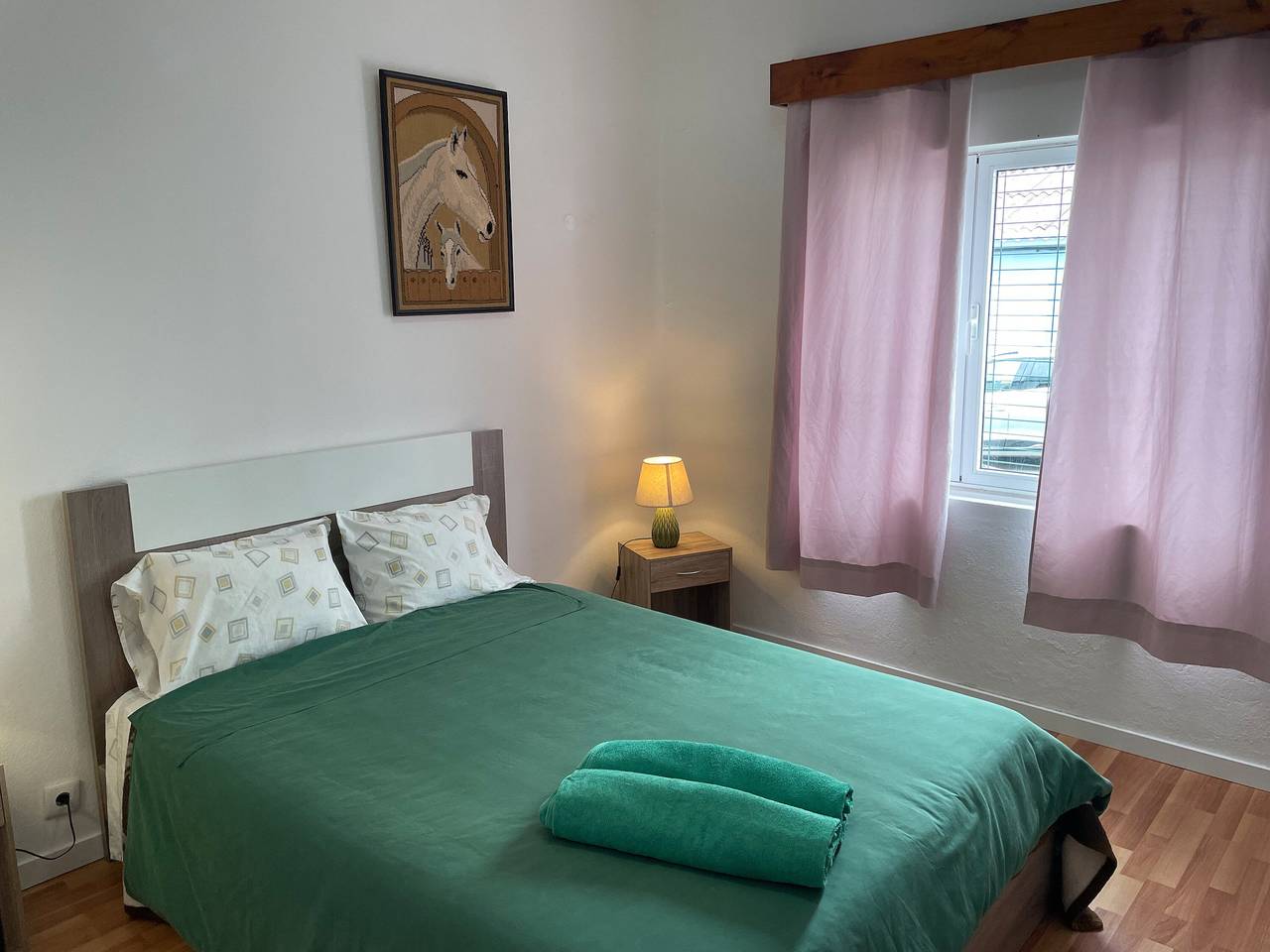 Ganze Wohnung, Ferienwohnung 'Tiny Near The Airport' mit Wi-Fi in São Miguel Island, Ponta Delgada