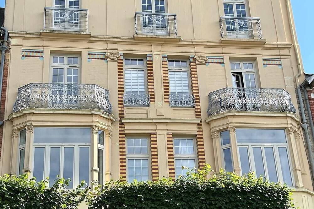 Entire apartment, Belle Location Saisonnière Pour Cures et Vacances in Bagnoles-de-l'Orne, Parc naturel régional Normandie-Maine