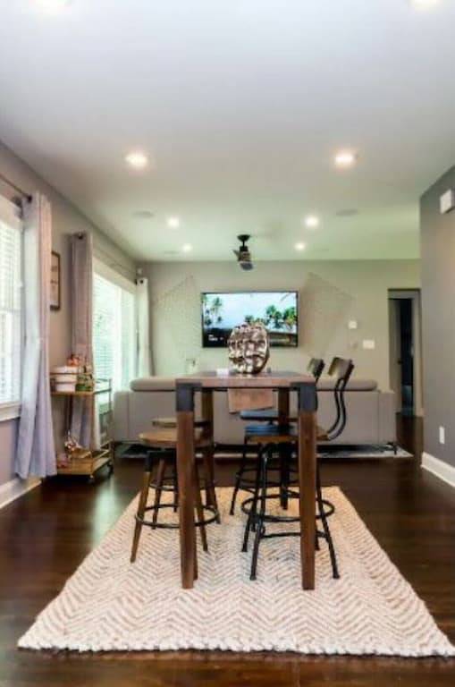 Planes Place Airport in East Point, Fulton County