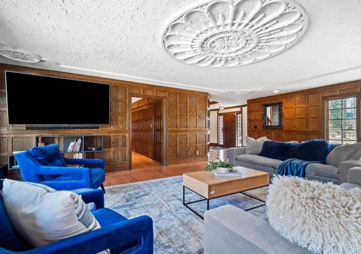 Ferienhaus für 10 Personen, mit Garten und Whirlpool - 1