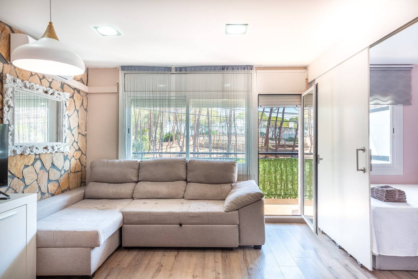Apartamento entero, Apartamento 'Senya Salvi' con vistas al mar, Wi-Fi y aire acondicionado in Sant Feliu de Guíxols, Costa Brava