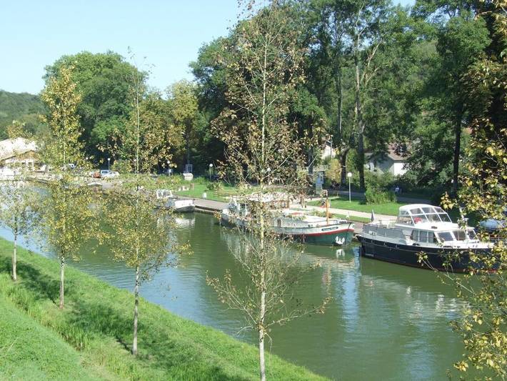 Location de vacances pour 4 personnes, avec vue et jardin, animaux acceptés à Fontenoy-le-Château - 3