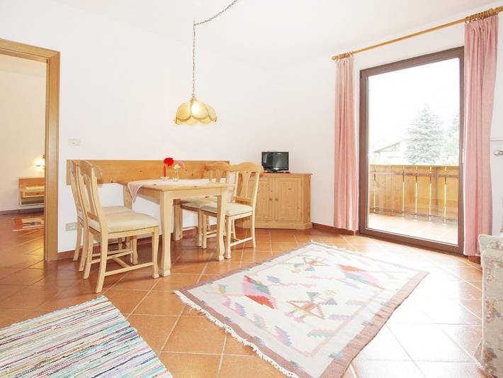 Ferienwohnung für 4 Personen, mit Balkon/Terrasse und Sauna in Latsch - 3