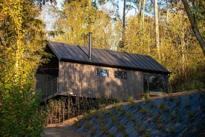 Lodge voor 4 personen, with Balkon and Terras as well as Tuin and Sauna in Durbuy
