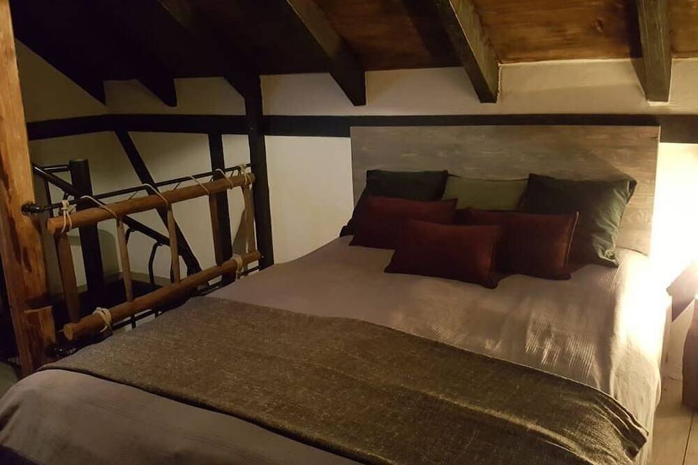 Ursprüngliche, jedoch stilvolle Schmiede Hütte in Hatzfeld, Waldecker Land