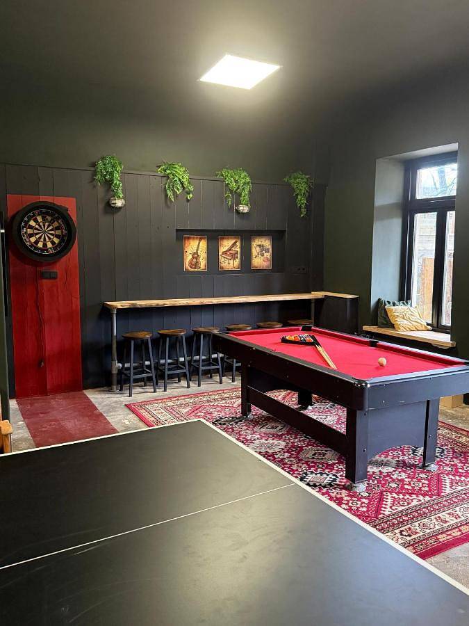 BnB für 2 Personen, mit Pool und Garten sowie Ausblick in der Eifel