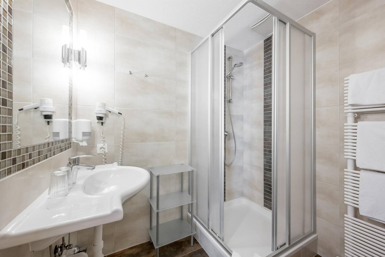 Rustikales Doppelzimmer in Kirchbichl, Kaisergebirge