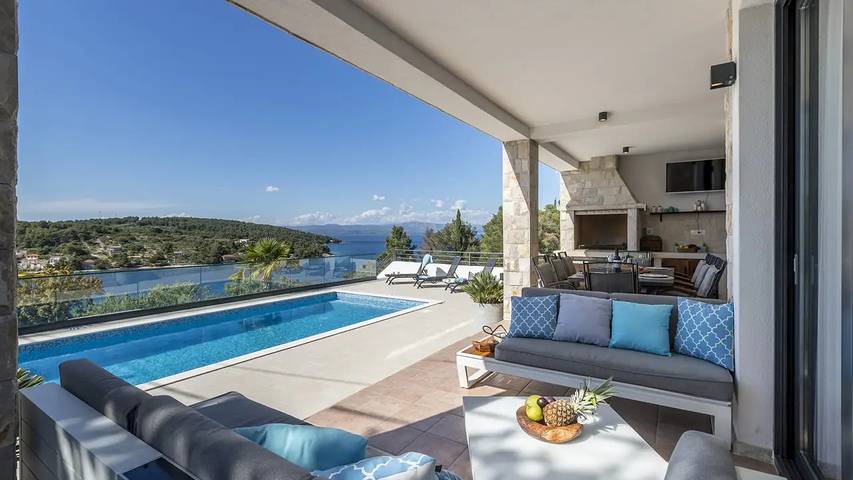 Villa pour 8 personnes, avec piscine et balcon ainsi que jacuzzi et jardin dans Šolta - 3