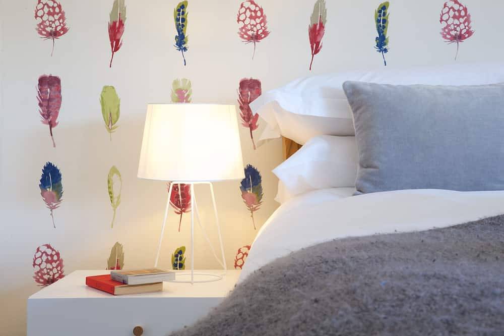 Entire apartment, Gorgeous, peaceful & very central apartment with fabulous views. in Bath, Bath & North East Somerset