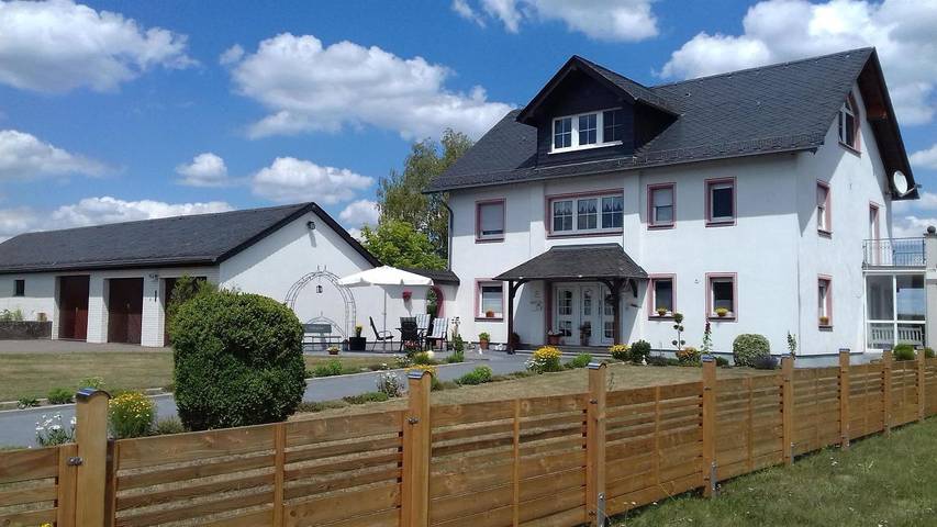 Holiday apartment for 2 people, with terrace and sauna as well as garden - 1