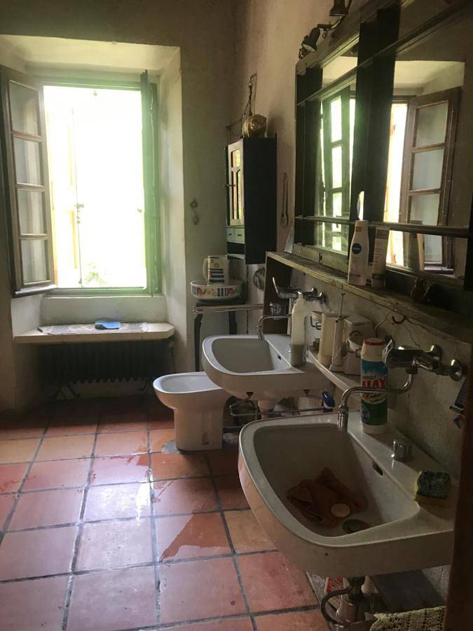 Appartement de vacances entier, Couvent du Tourel Maison espace artistique in La Tour-d'Aigues, Parc naturel régional du Luberon