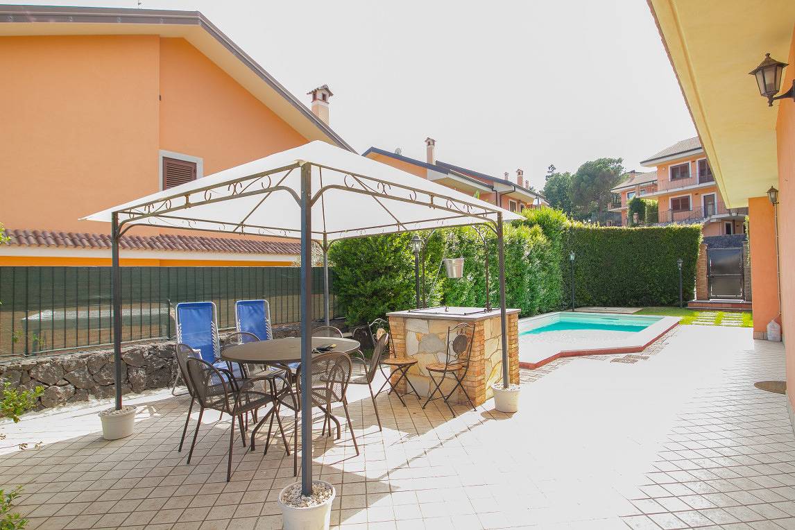 Villa il Pino in Trecastagni, Etna