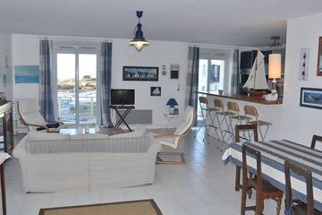 Gîte pour 4 personnes, avec balcon dans Port Coz Pors