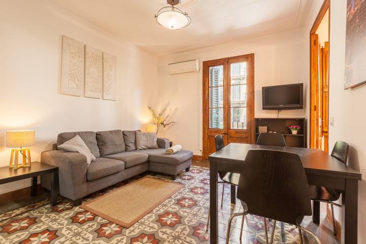 Ferienwohnung für 6 Personen, mit Balkon in Barcelona