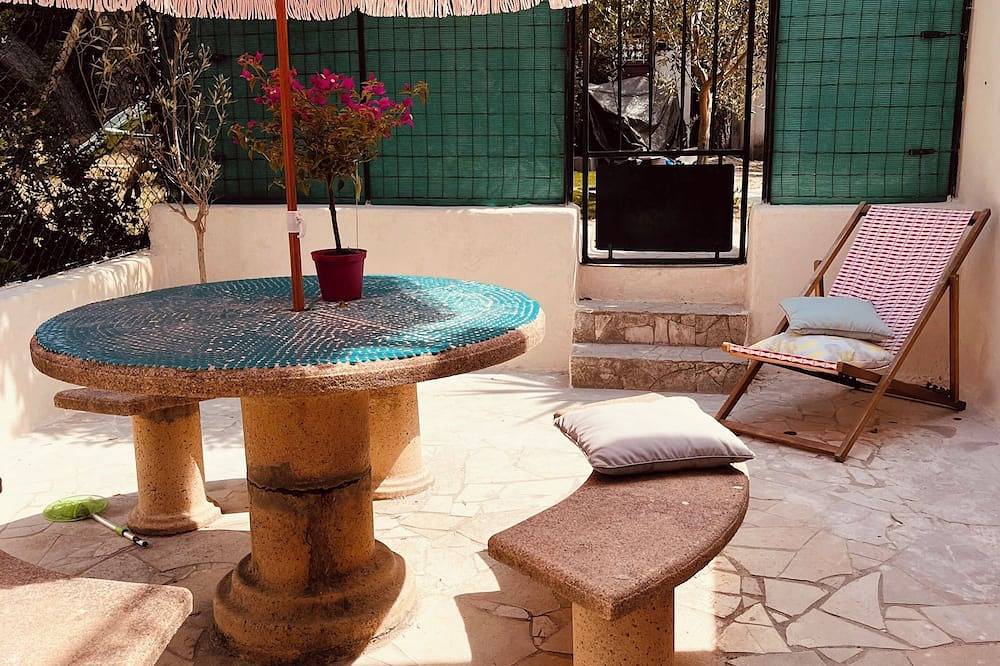 5 minutes from Cassis: House with a private terrace in Carnoux-en-Provence, Mittelmeerküste (Frankreich)