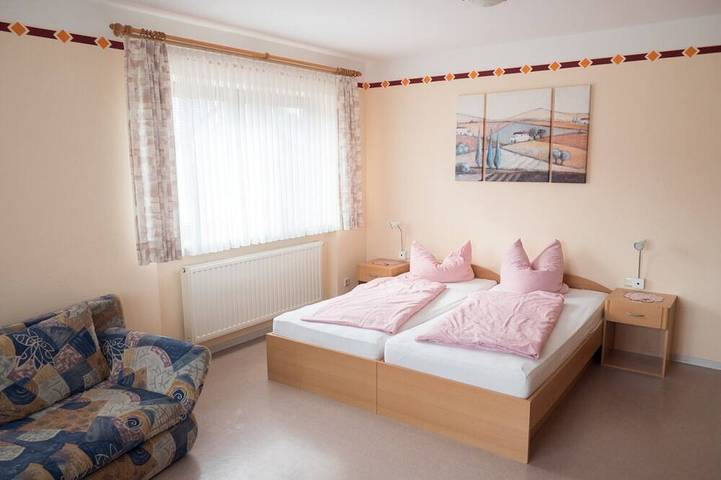 Bauernhof für 6 Personen, mit Balkon und Sauna sowie Garten und Pool in der Stuttgart Region - 3