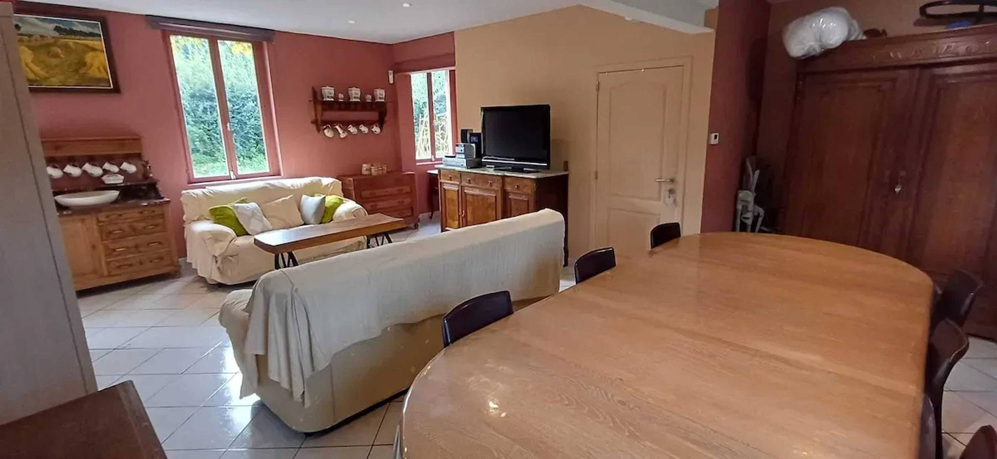 Spacious house in Montignies-sur-Roc with garden in Honnelles, Hainaut