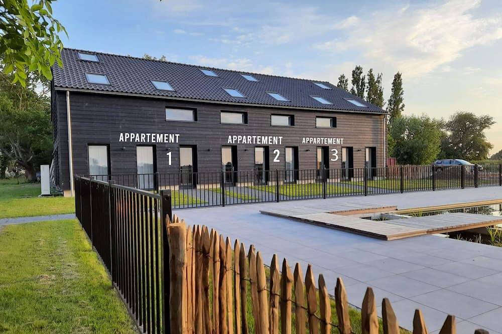 Grose Ferienwohnung mit Pool und 5 minuten Fahrzeit zum Strand in Groede, Zeeuwse Kust
