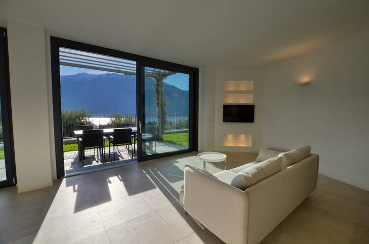 Gîte pour 4 personnes, avec terrasse et sauna ainsi que vue sur le lac et jardin à Lenno - 3