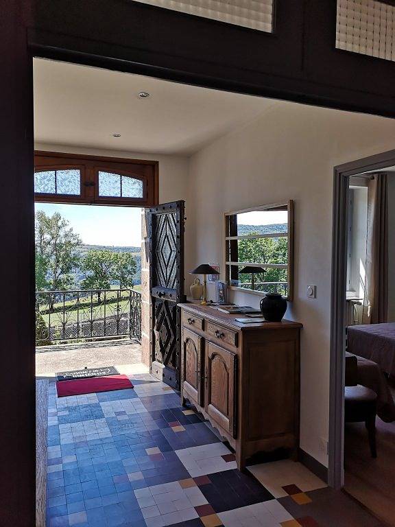 Gîte "L'Oustal de Salers", vue exceptionnelle monts du Cantal in Salers (Cantal), Parc naturel régional des Volcans d'Auvergne