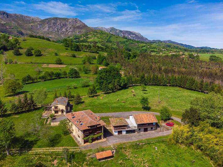 Casa rural para 9 personas, con vistas y jardín, Se admiten mascotas en Sierra del Sueve - 2