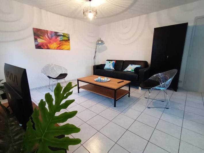 Location de vacances pour 6 personnes, avec jardin et terrasse à Saint-Herblon