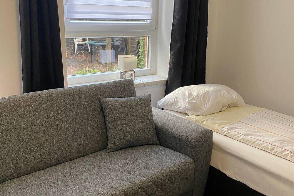 Wilhelmstraße 19 W2 - 2 Schlafzimmer mit Parkplatz in Neumünster, Schleswig-Holstein Binnenland