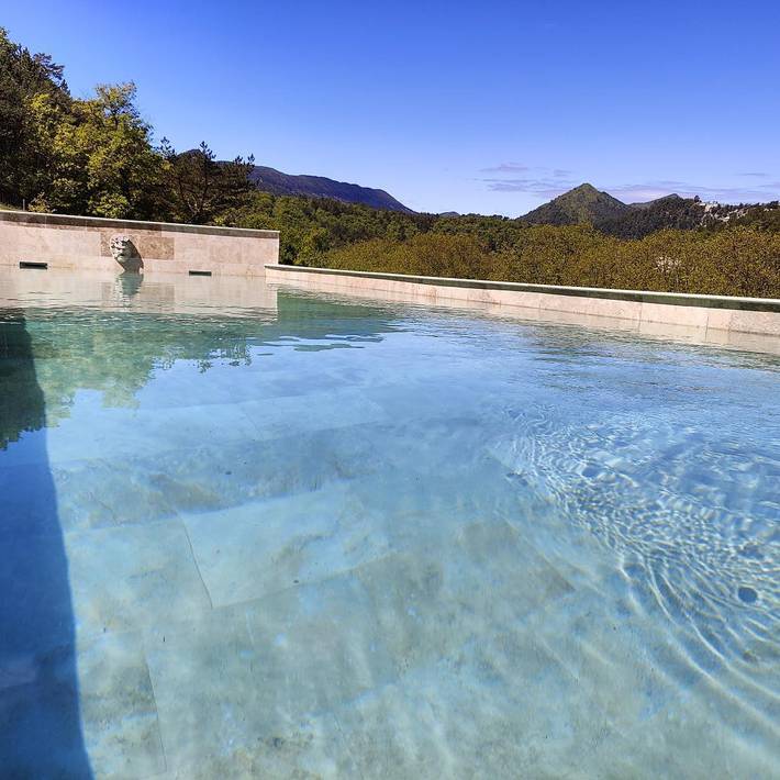 Gîte für 4 Personen, mit Garten und Pool