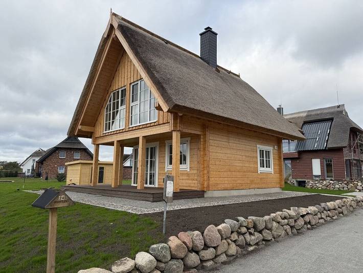 Ferienhaus für 5 Personen, mit Sauna und Garten in Poseritz