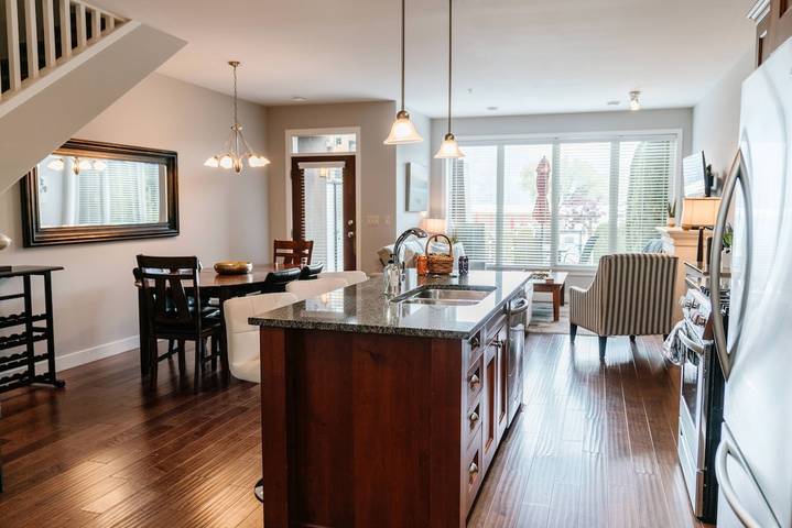 Ferienhaus für 8 Personen, mit Pool und Balkon in British-Columbia