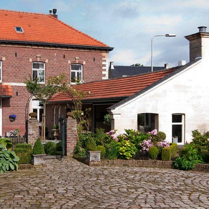 Chambre d’hôte pour 2 personnes, avec Terrasse ainsi que Jardin et Vue à Fauquemont