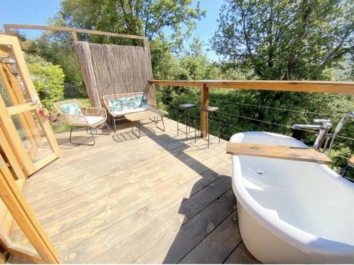 Gîte pour 2 personnes, avec vue et terrasse à Murato