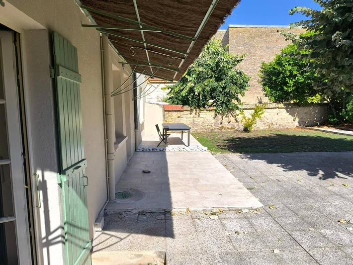 Location de vacances pour 15 personnes, avec jardin à Charolles - 4