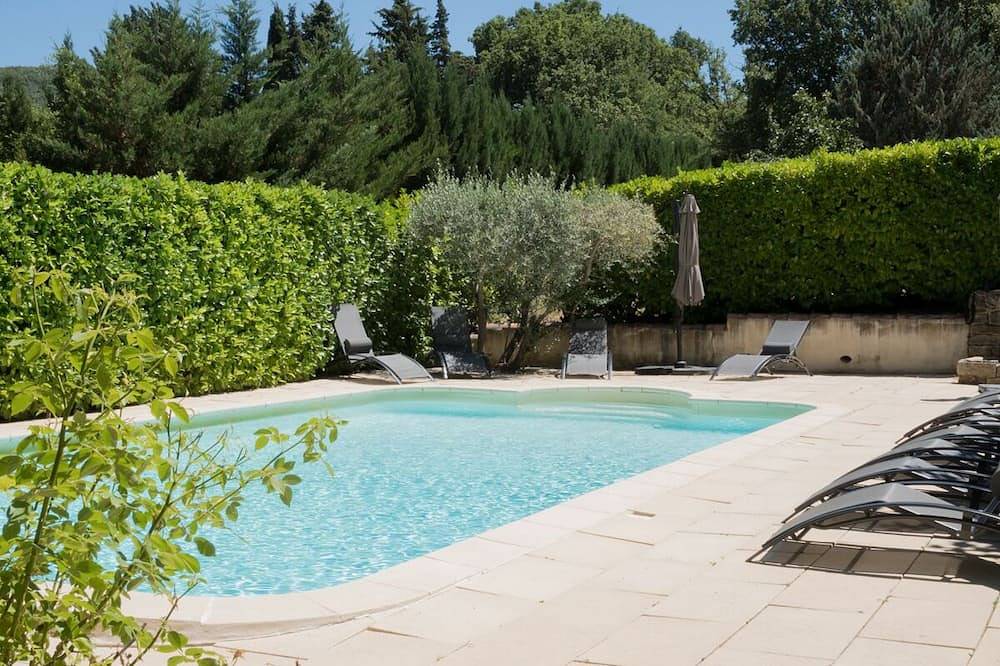 Cottage pour 12 Personnes dans Apt, Parc naturel régional du Luberon