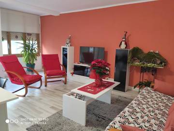 Gîte pour 6 personnes, avec vue et terrasse, animaux acceptés à La Seu d'Urgell