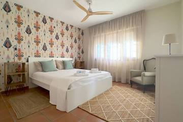 Casa Rural para 9 Personas en Torre de Benagalbón, Rincón de la Victoria, Foto 1