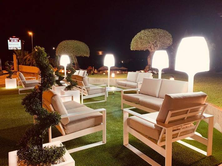Casa de huéspuedes para 2 personas, con Terraza además de Jardín y Piscina en Sanxenxo