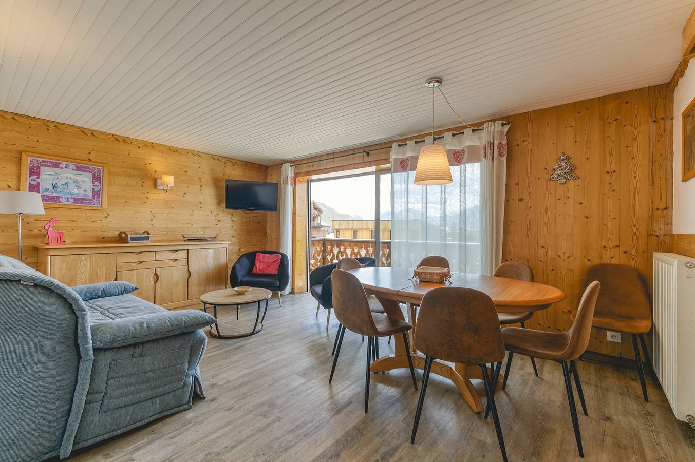 Ganze Wohnung, Ferienwohnung 'Crocus 4-5 55m2' mit Balkon und Wi-Fi in Huez, Nationalpark Écrins