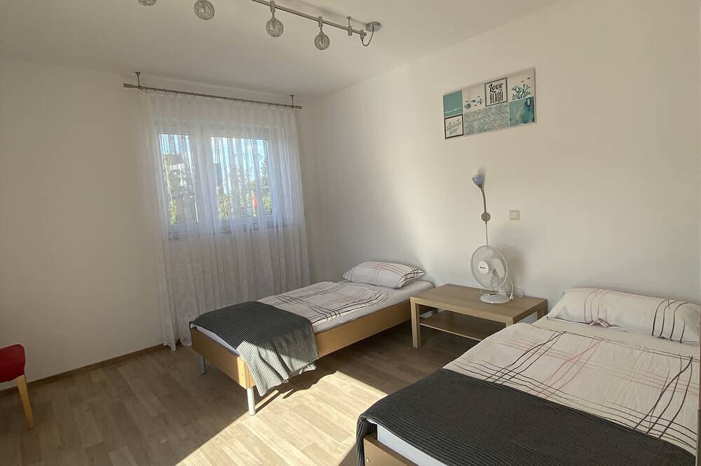 Entire apartment, Myhome10, Wiesbaden - Mainz in Mainz-Kostheim, Wiesbaden