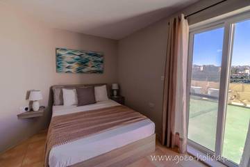 Chambre d’hôte pour 2 personnes, avec piscine ainsi que vue et terrasse dans Xaghra