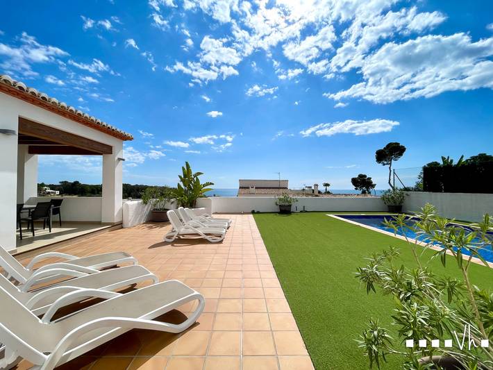 Maison de vacances pour 8 personnes, avec terrasse et jardin dans La Fustera