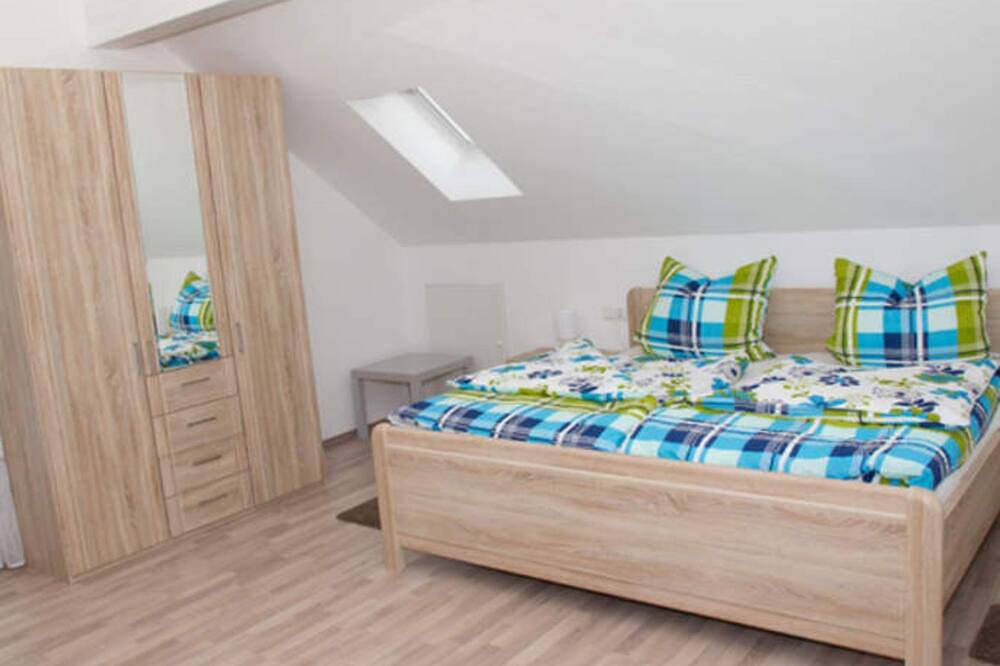 Ganze Wohnung, Ferienwohnung Storchenblick in Herbolzheim, Südschwarzwald